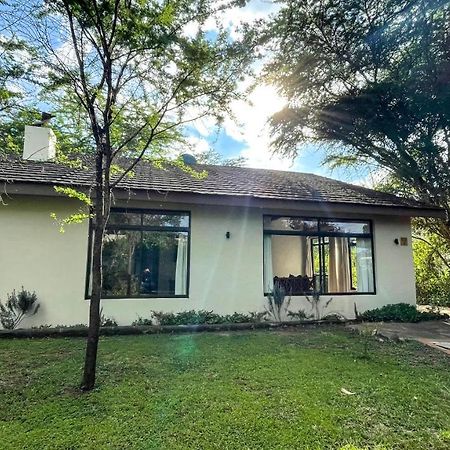 The Senna House Villa Накуру Екстериор снимка