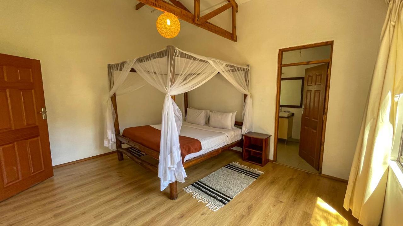 The Senna House Villa Накуру Екстериор снимка